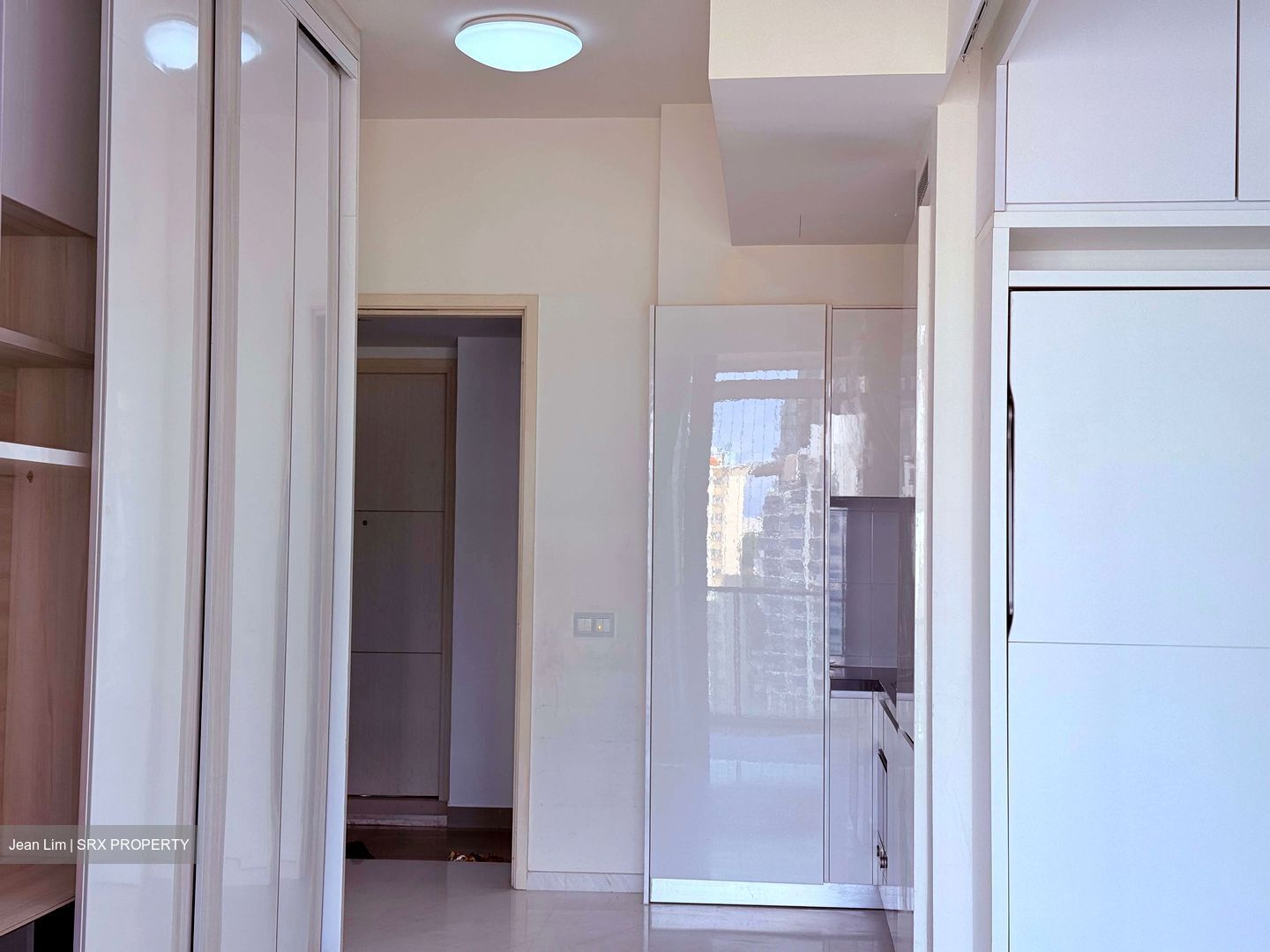 Lincoln Suites (D11), Condominium #451835231